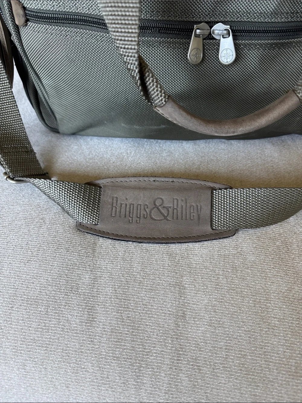 Briggs & Riley Travel ware 17’ Case messenger bag Laptop brief case Office Work